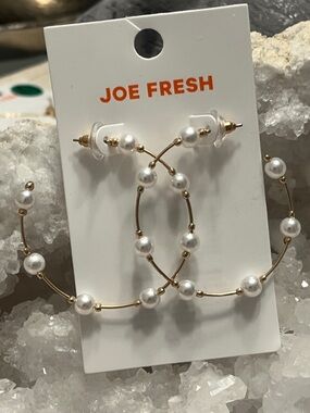 💎 3/$15 E16 NWT JOE FRESH Goldtone & Pearl Large Hoop Fashion Earrings MSRP $14